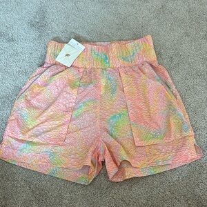 Fabletics Ultra High-Waisted Puped Nylon Short - Coral Leopard